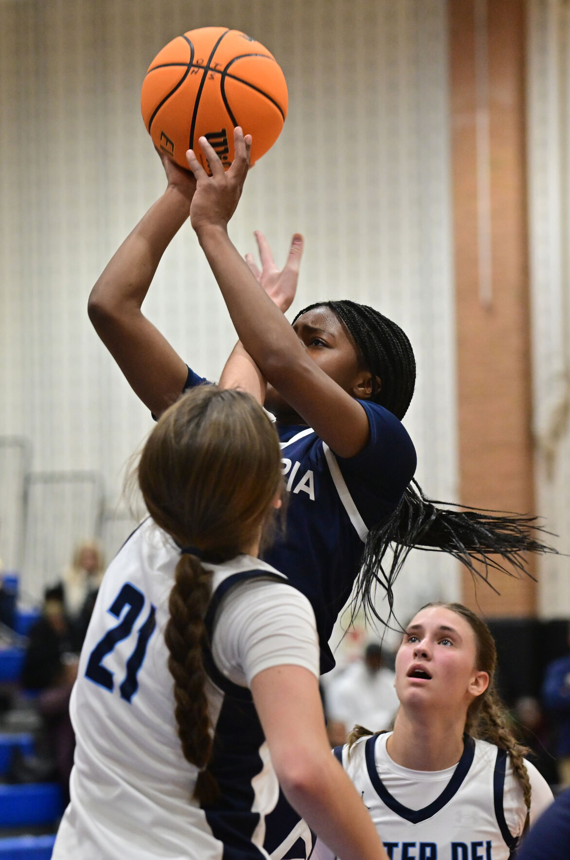 Principia vs Mater Dei